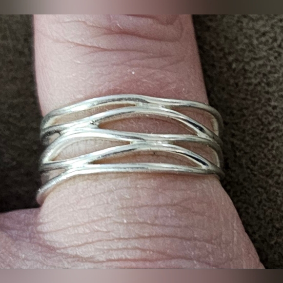 Sterling Silver Woman's Unique Wired Fashion Ring Simple 925 sz7 - Picture 3 of 4